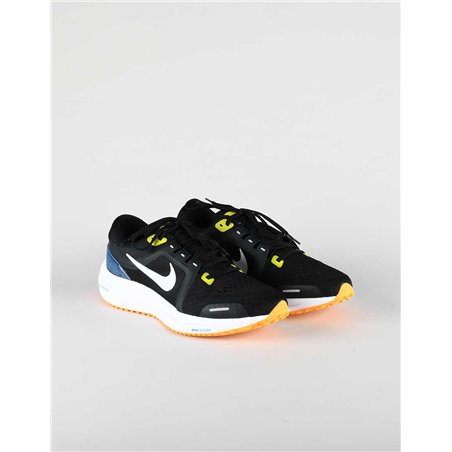 NIKE AIR ZOOM VOMERO 16