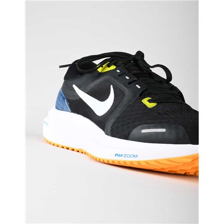 NIKE AIR ZOOM VOMERO 16