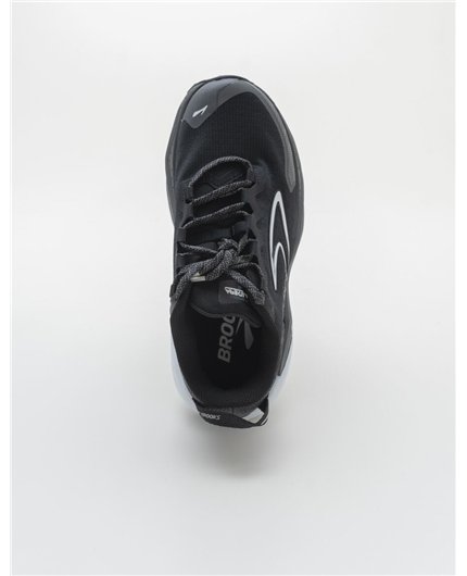 BROOKS  CALDERA 8