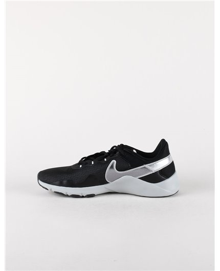 NIKE LEGEND ESSENTIAL 2